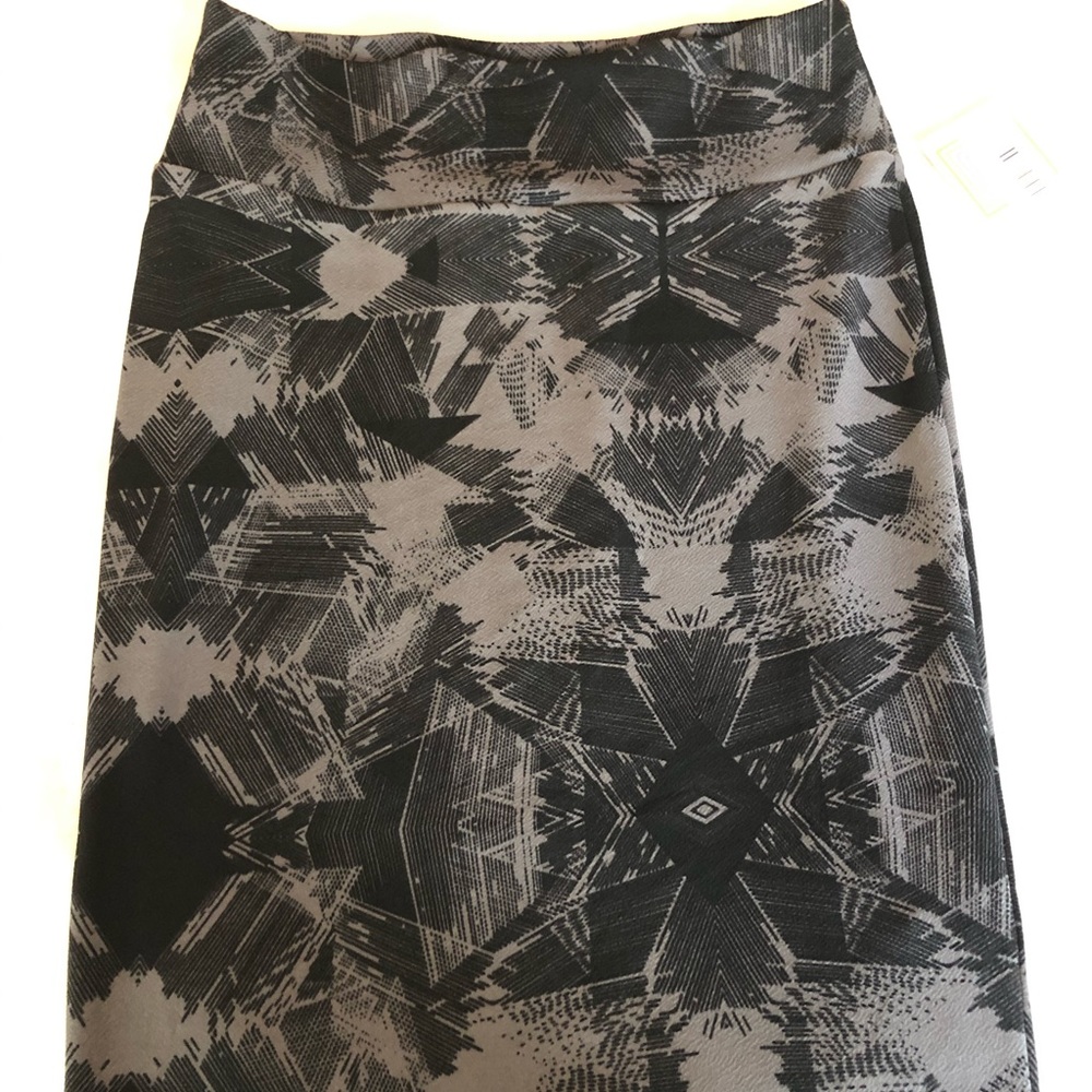 LulaRoe Cassie Skirt
